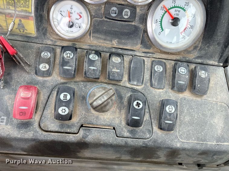 image for item EM2210 2010 Caterpillar 420E backhoe