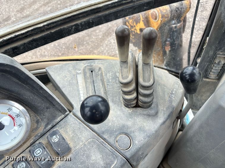 image for item EM2210 2010 Caterpillar 420E backhoe