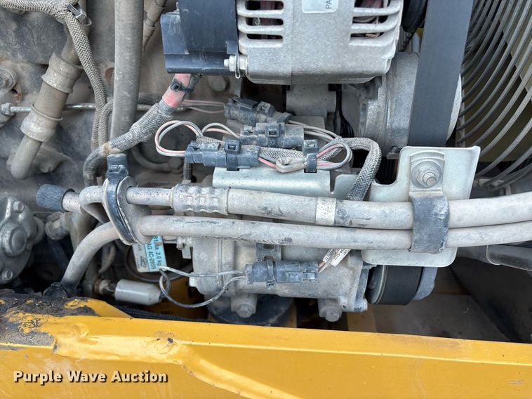 image for item EM2210 2010 Caterpillar 420E backhoe