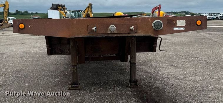 image for item EM2211 1999 Dynaweld drop deck equipment trailer