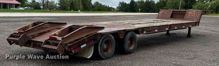 image for item EM2211 1999 Dynaweld drop deck equipment trailer