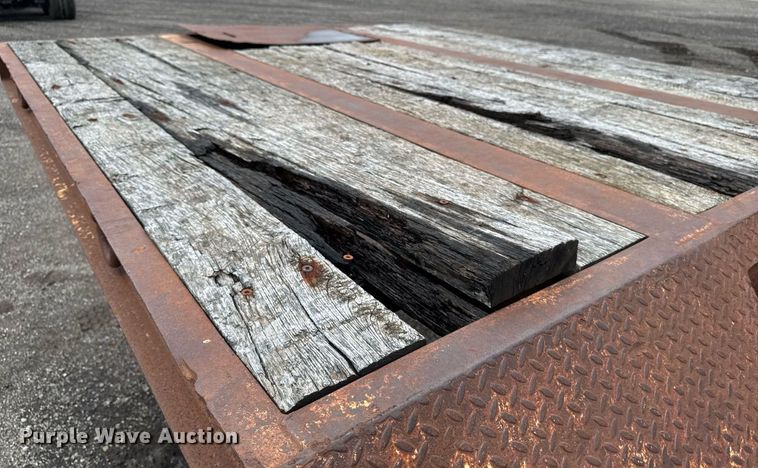 image for item EM2211 1999 Dynaweld drop deck equipment trailer