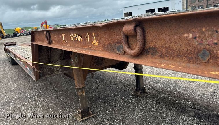 image for item EM2211 1999 Dynaweld drop deck equipment trailer