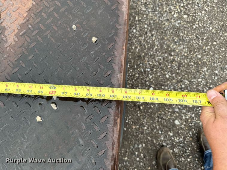 image for item EM2211 1999 Dynaweld drop deck equipment trailer