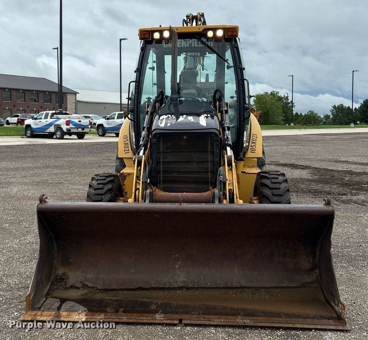 RETROEXCAVADORA 2010 CATERPILLAR 420E