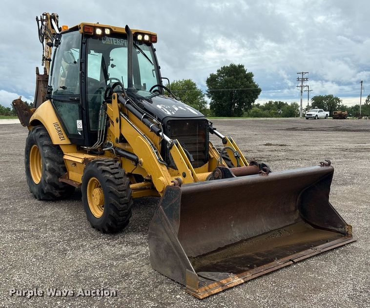 RETROEXCAVADORA 2010 CATERPILLAR 420E