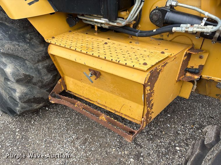 image for item EM2214 2010 Caterpillar  420E backhoe