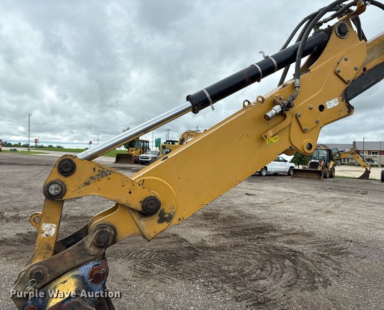 image for item EM2214 2010 Caterpillar  420E backhoe