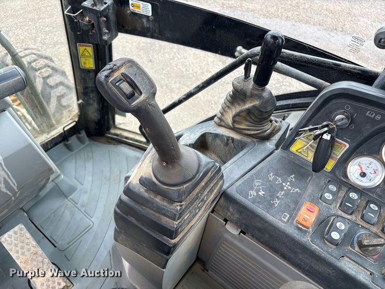 image for item EM2214 2010 Caterpillar  420E backhoe