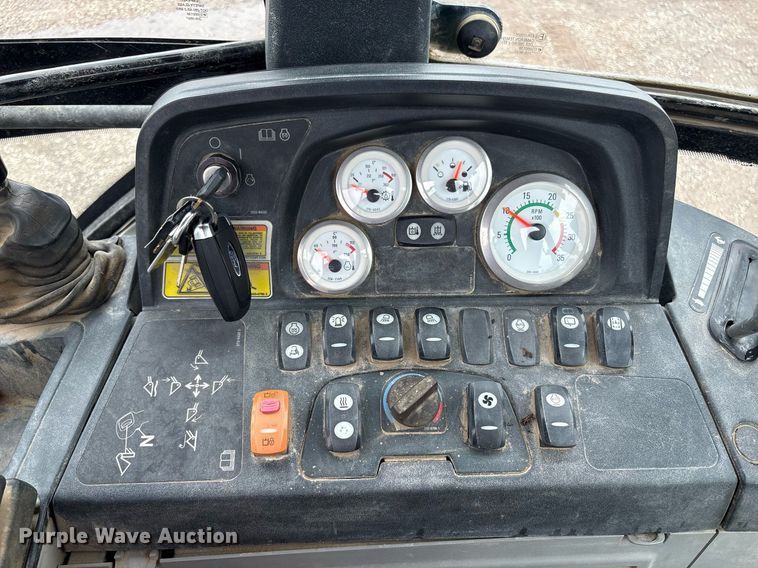 image for item EM2214 2010 Caterpillar  420E backhoe