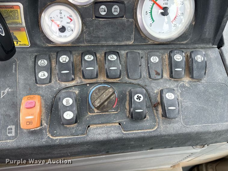 image for item EM2214 2010 Caterpillar  420E backhoe