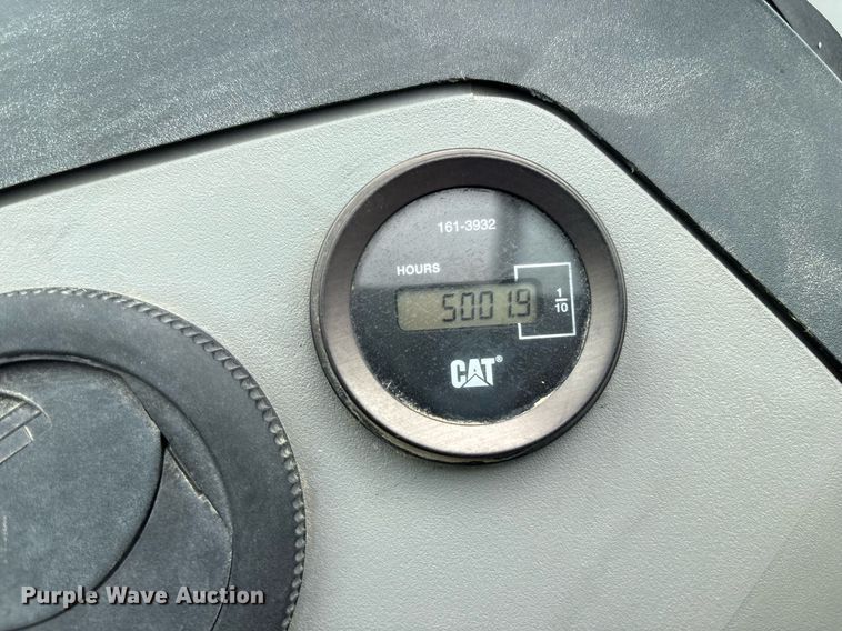 image for item EM2214 2010 Caterpillar  420E backhoe