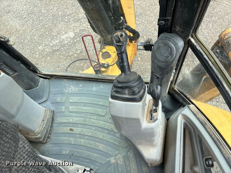 image for item EM2214 2010 Caterpillar  420E backhoe