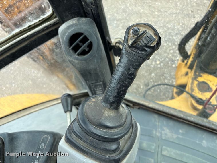 image for item EM2214 2010 Caterpillar  420E backhoe