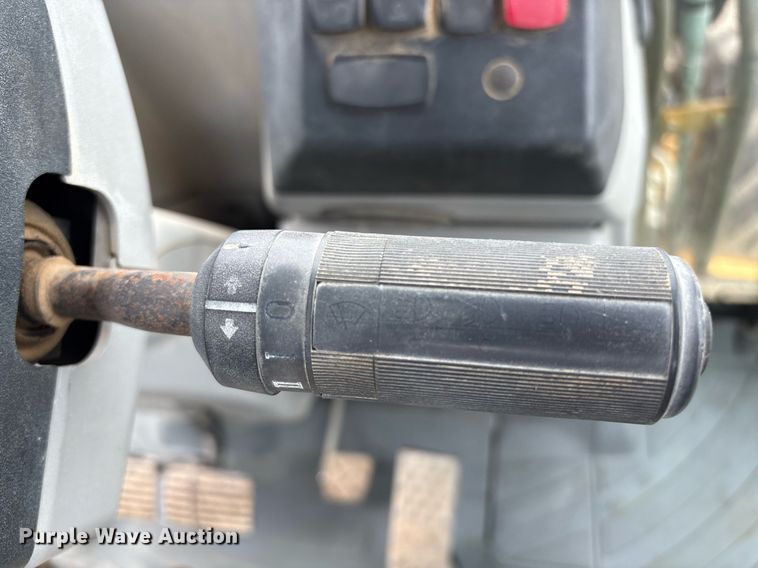 image for item EM2214 2010 Caterpillar  420E backhoe