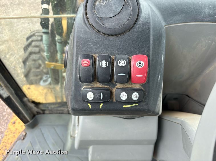 image for item EM2214 2010 Caterpillar  420E backhoe