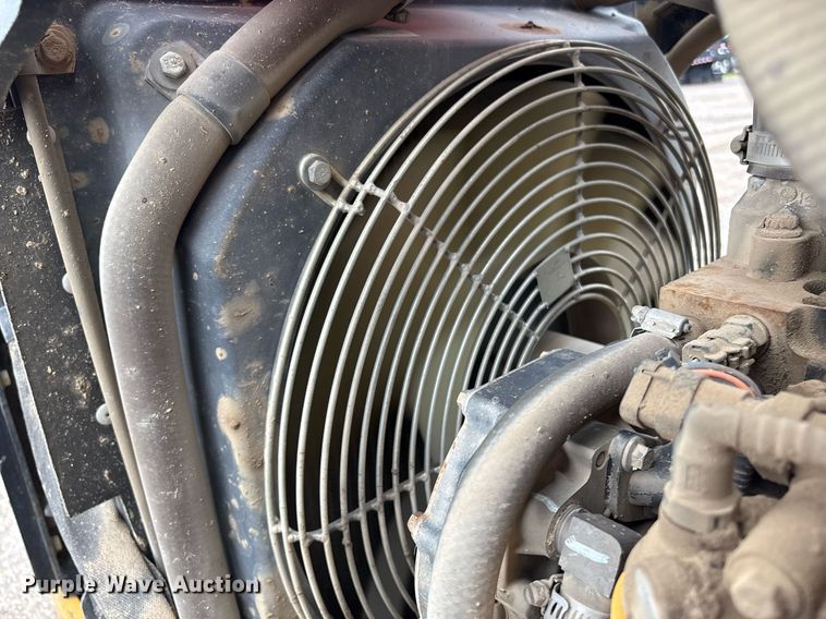 image for item EM2214 2010 Caterpillar  420E backhoe