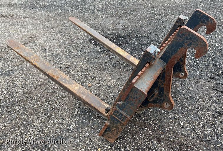 image for item EM2214 2010 Caterpillar  420E backhoe