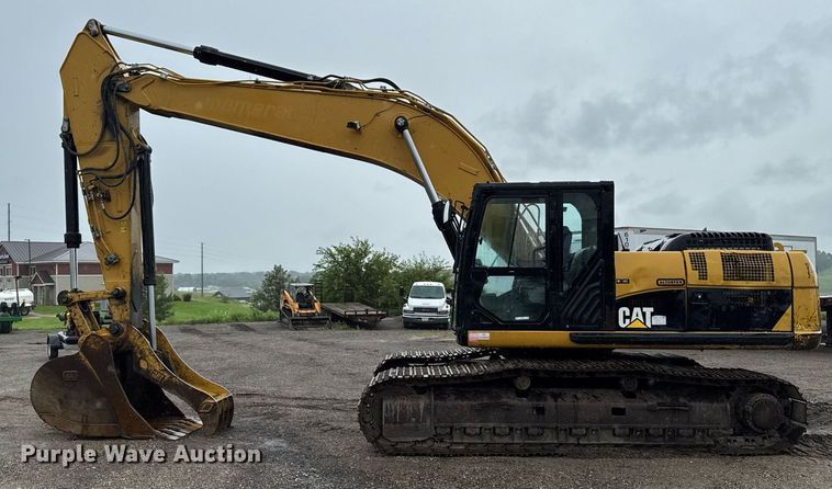 image for item EM2218 2011 Caterpillar 329D L excavator
