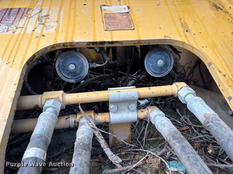 image for item EM2218 2011 Caterpillar 329D L excavator