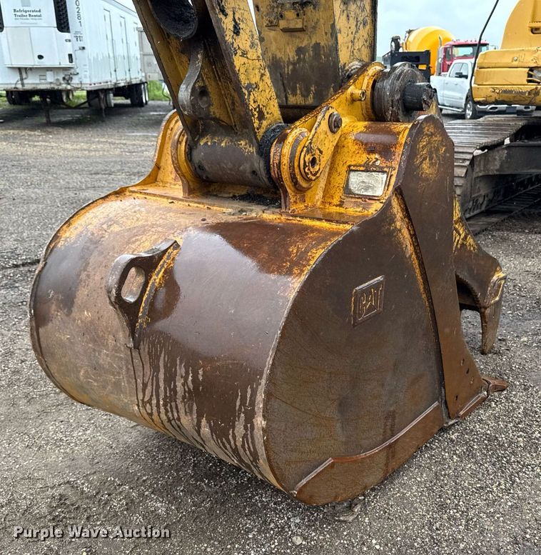 image for item EM2218 2011 Caterpillar 329D L excavator