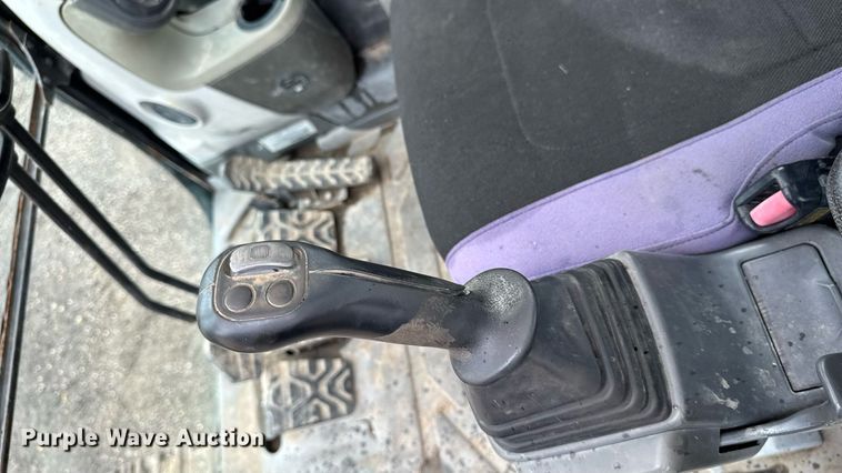 image for item EM2218 2011 Caterpillar 329D L excavator