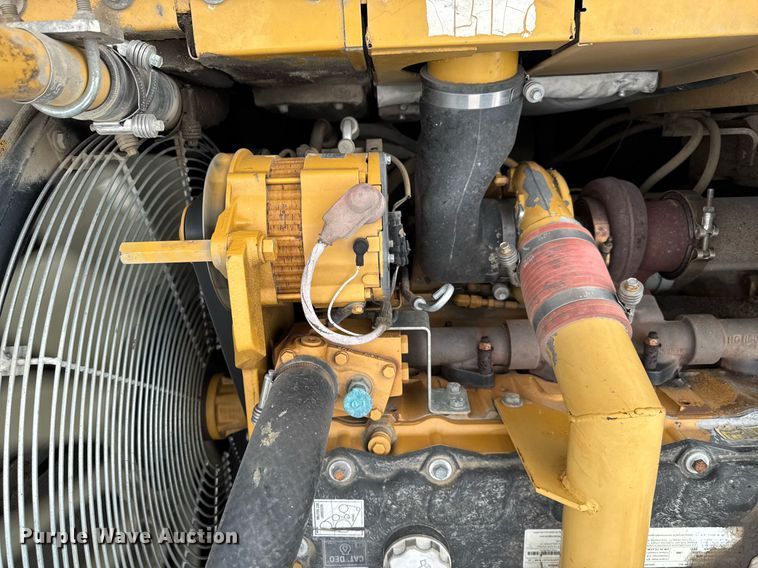 image for item EM2218 2011 Caterpillar 329D L excavator