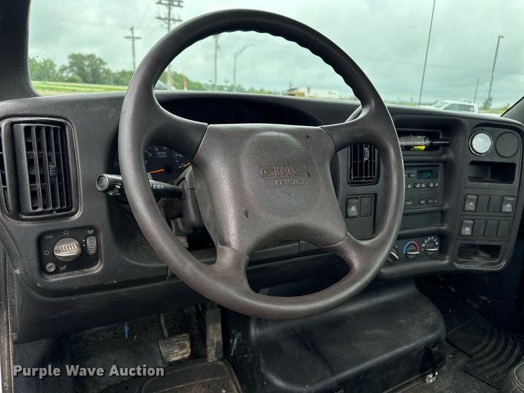 image for item EM2219 2005 GMC C5500 flatbed truck