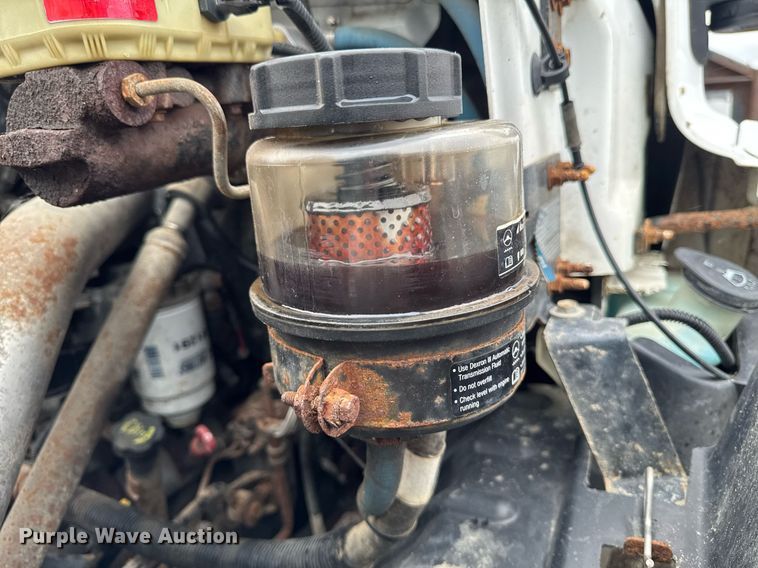 image for item EM2219 2005 GMC C5500 flatbed truck