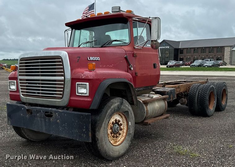 CAMIóN CHASIS 1995 FORD LT8000