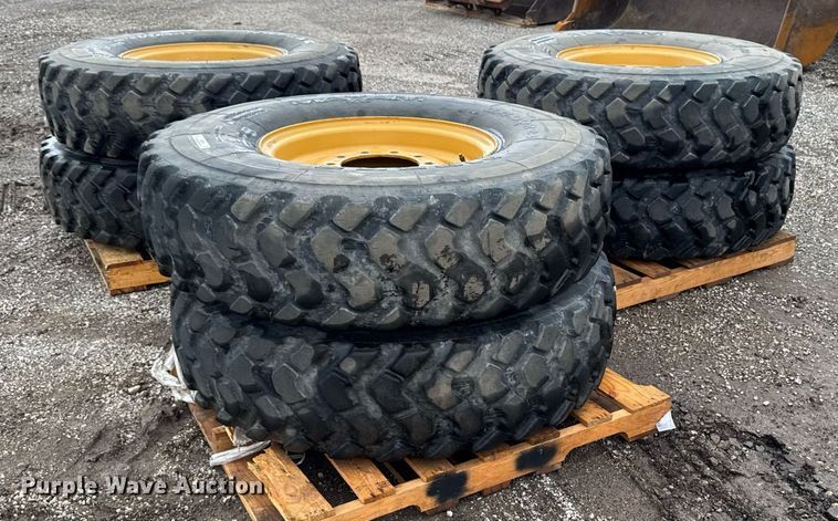 image for item EM2223 (6) Maxam MS203 motor grader tires