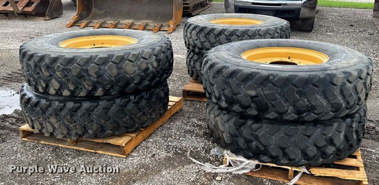 image for item EM2223 (6) Maxam MS203 motor grader tires