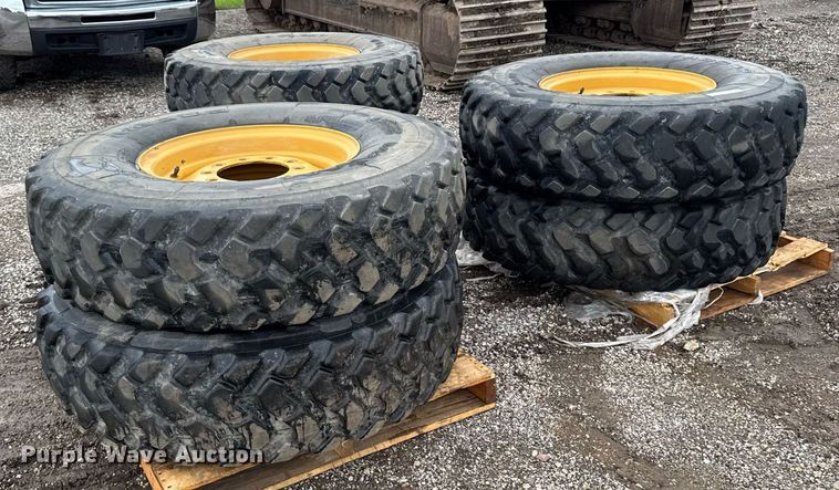 image for item EM2223 (6) Maxam MS203 motor grader tires