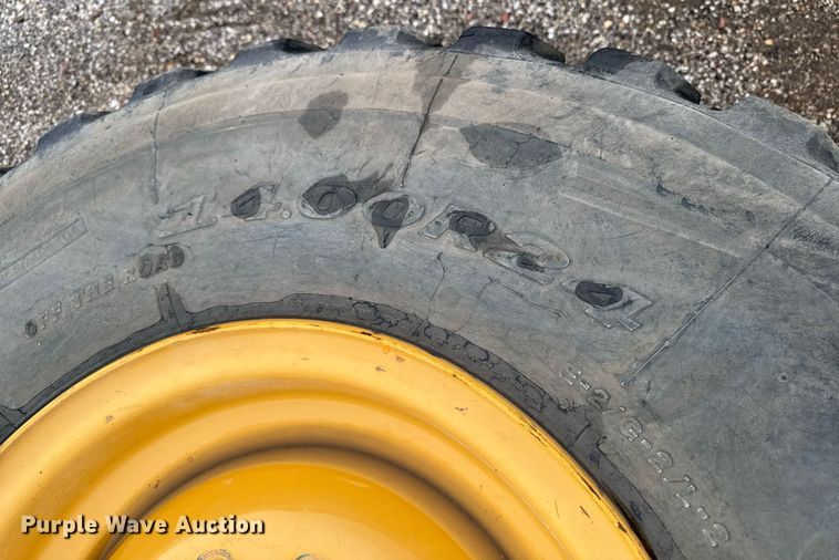 image for item EM2223 (6) Maxam MS203 motor grader tires