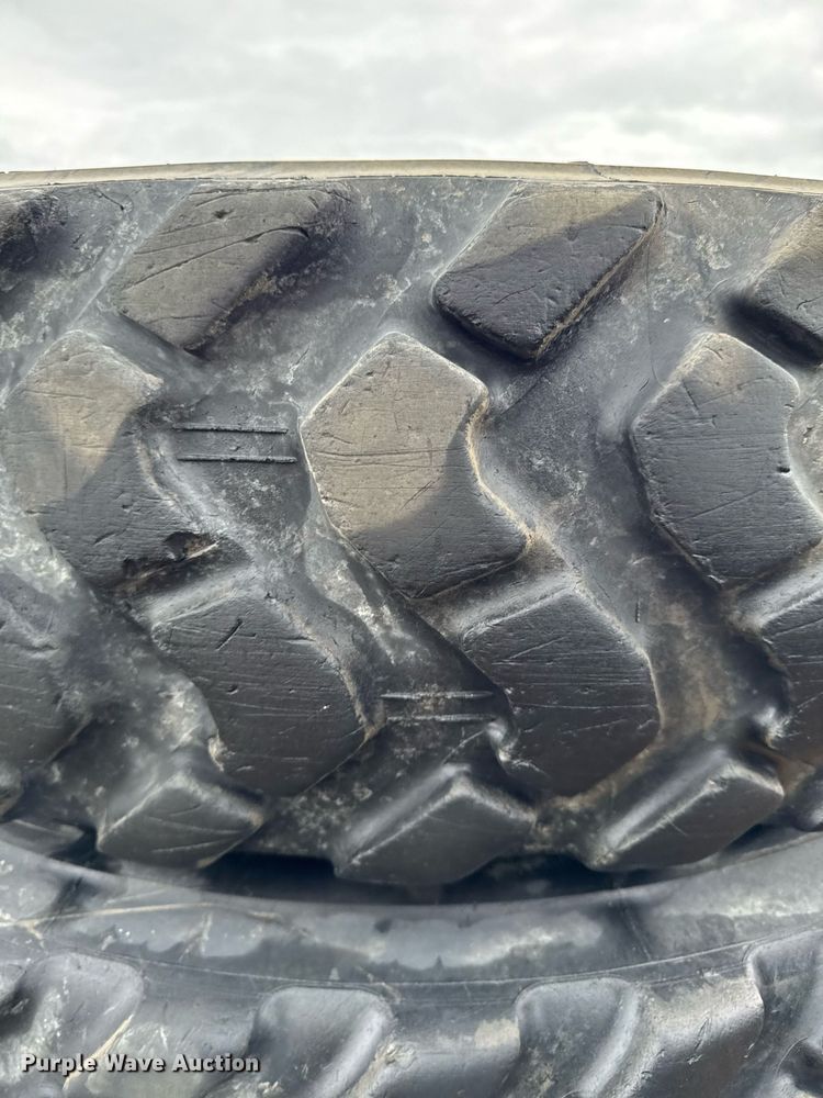 image for item EM2223 (6) Maxam MS203 motor grader tires