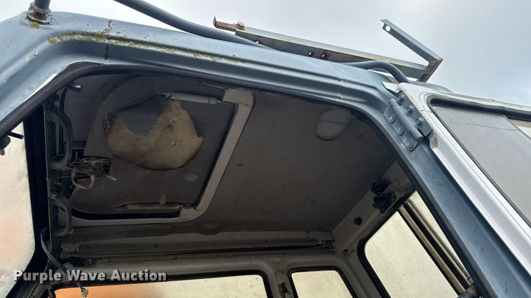 image for item EM2227 1997 Case 9020B excavator