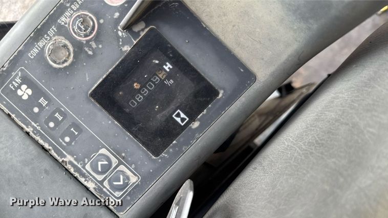 image for item EM2227 1997 Case 9020B excavator