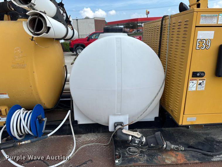 image for item EM2231 Vermeer VSK500DHDBOOM vacuum excavator