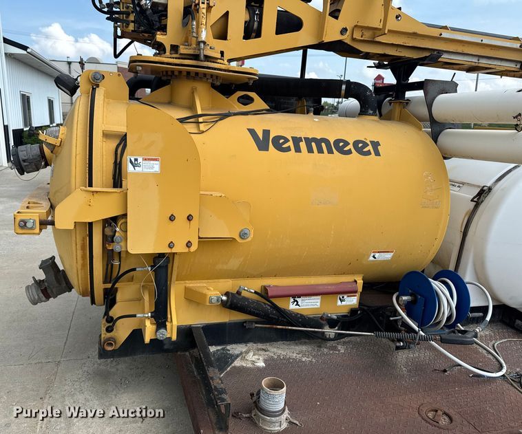 image for item EM2231 Vermeer VSK500DHDBOOM vacuum excavator