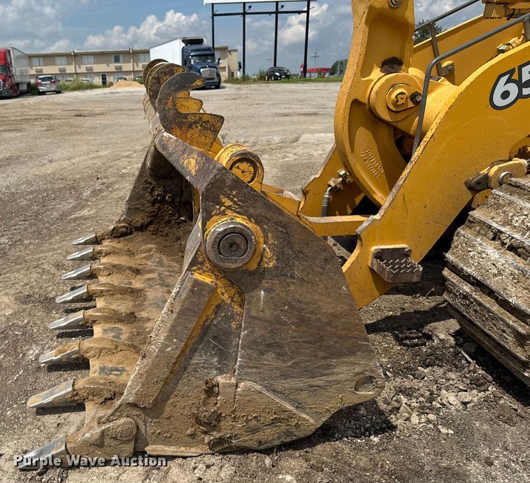 image for item EM2232 2004 John Deere 655C Series II track loader