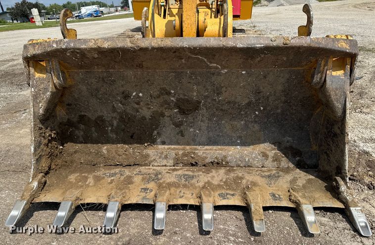 image for item EM2232 2004 John Deere 655C Series II track loader