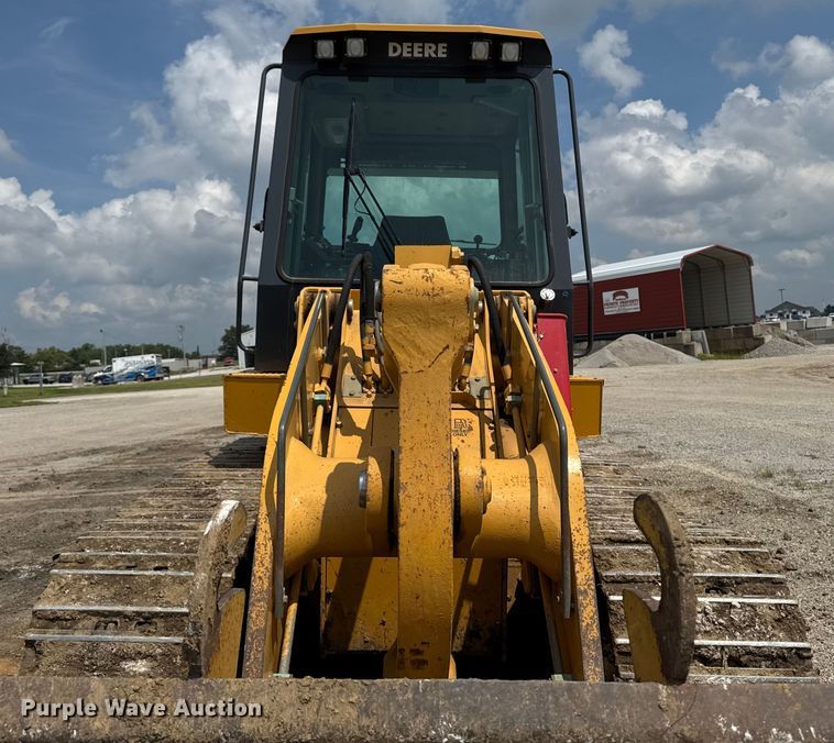 image for item EM2232 2004 John Deere 655C Series II track loader