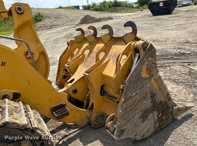 image for item EM2232 2004 John Deere 655C Series II track loader