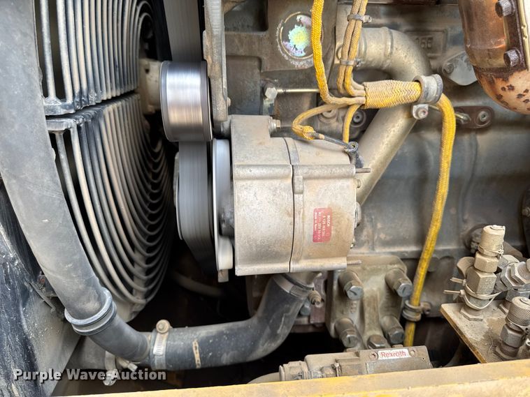 image for item EM2232 2004 John Deere 655C Series II track loader