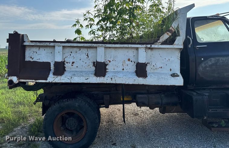 image for item EM2233 1983 Chevrolet Kodiak dump truck