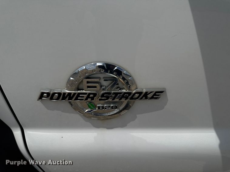 image for item EM2237 2016 Ford F550 Crew Cab flatbed truck