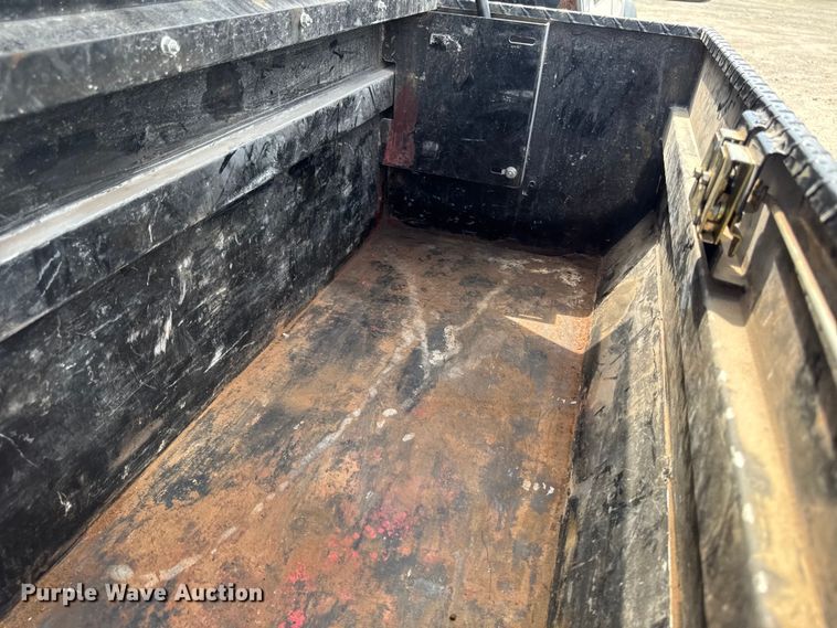 image for item EM2237 2016 Ford F550 Crew Cab flatbed truck