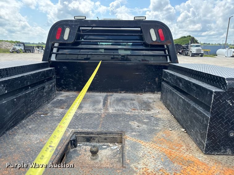 image for item EM2237 2016 Ford F550 Crew Cab flatbed truck