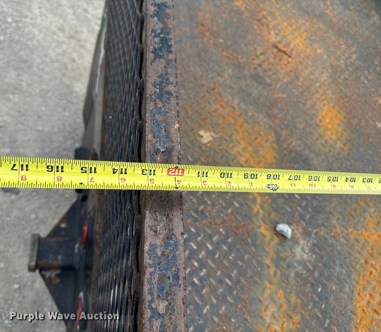 image for item EM2237 2016 Ford F550 Crew Cab flatbed truck