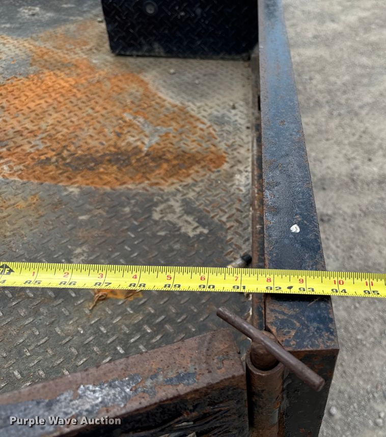 image for item EM2237 2016 Ford F550 Crew Cab flatbed truck